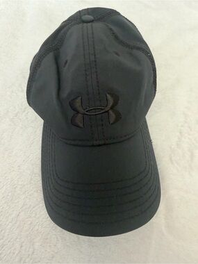 Under Armour Black Baseball Hat with Lime Logo Trim